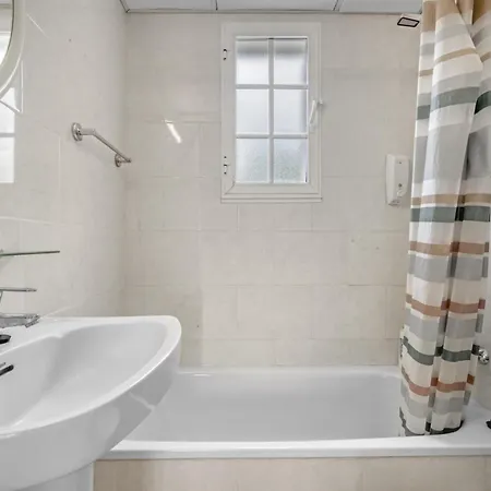 319 Castell Sol Appartement